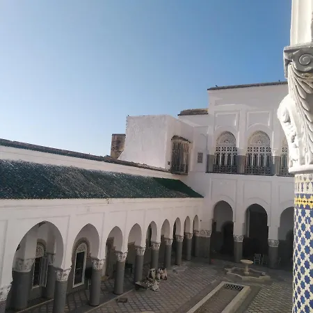 Suite In A Xviiie Palace Fez Exterior photo