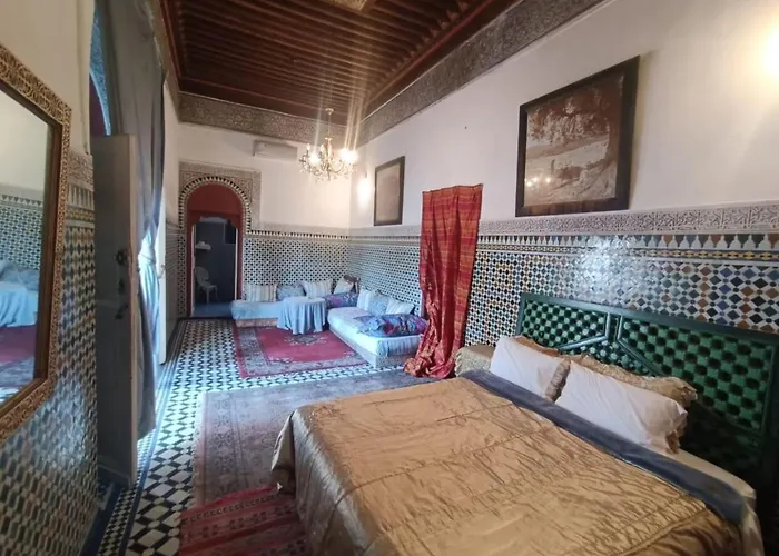 Suite In A Xviiie Palace