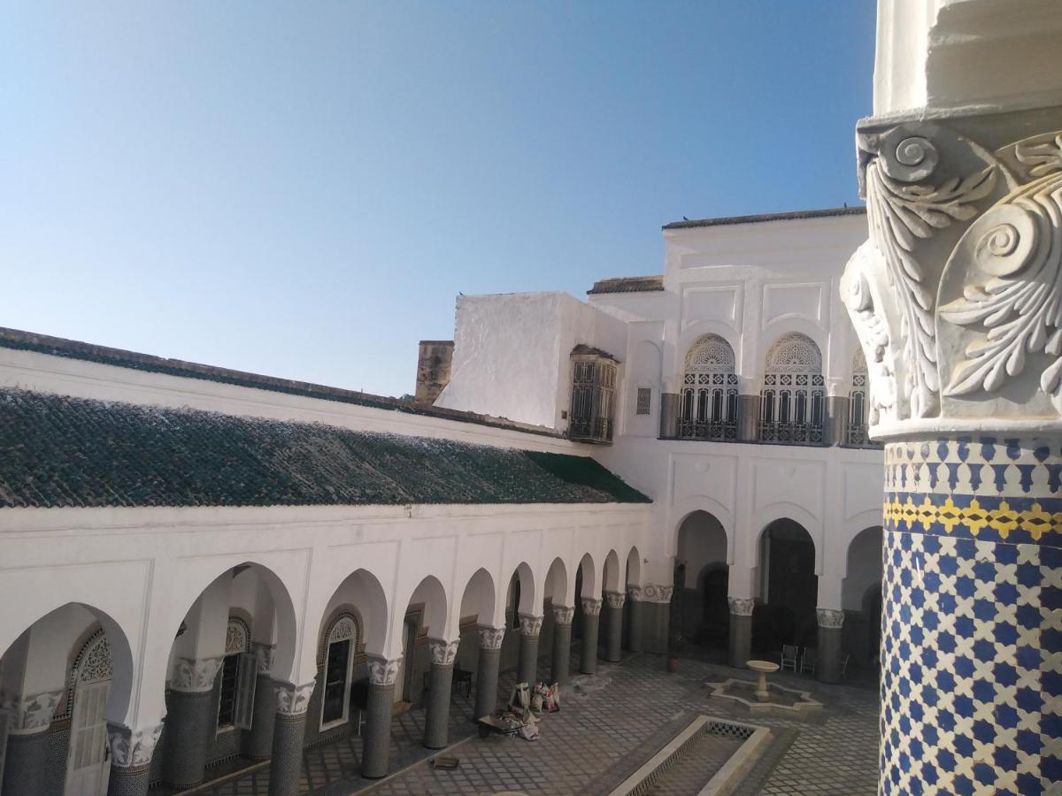 In A Xviiie Palace فاس